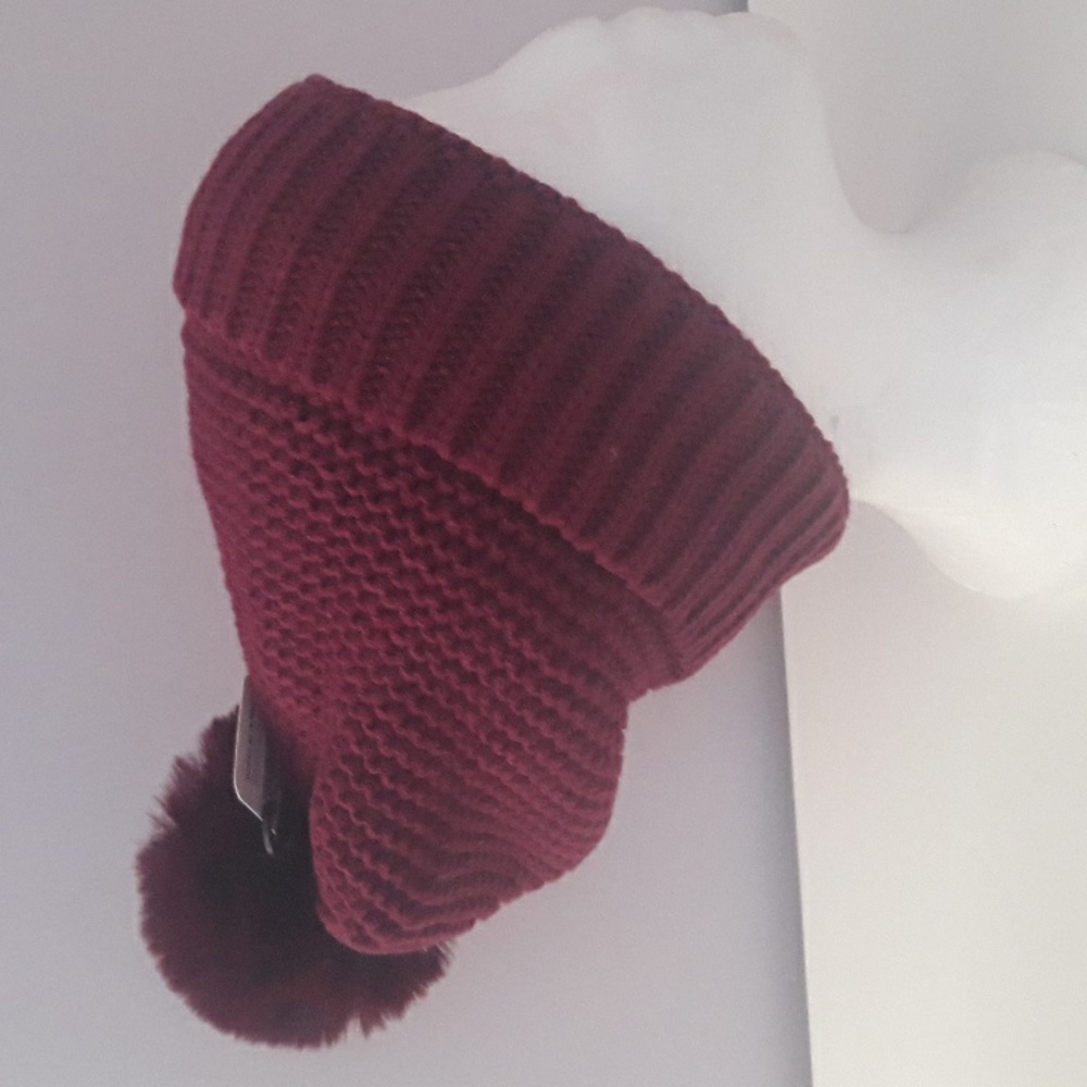 CC STYLE & FASHION Women's/Girl Burgundy Color Pom-Pom Beanie.